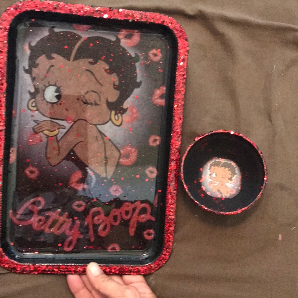 Betty Boop Tray with matching ashtray